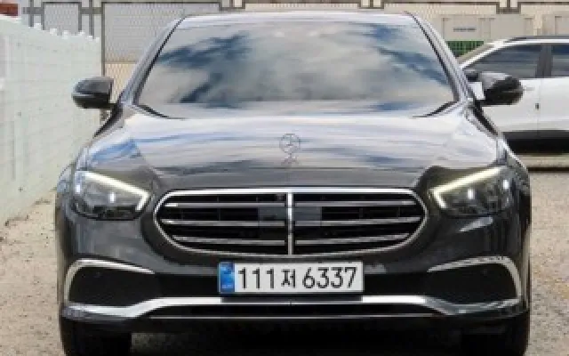 수원믿을만한중고차 E-클래스 W213 E220d 4MATIC 익스클루시브 매물 사진 1 - 2022/01 85,180km